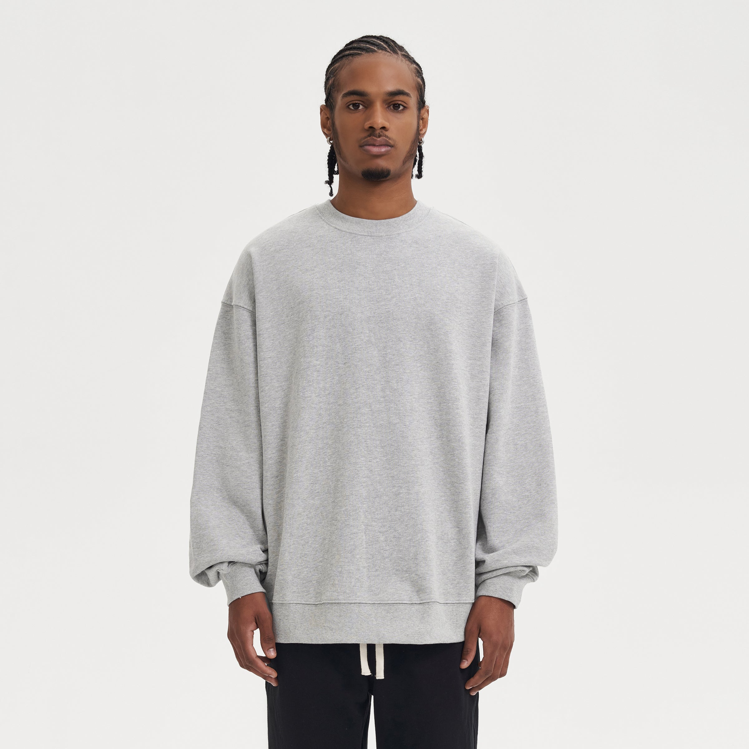 BASICS 370GSM UNISEX Heavyweight Oversized Sweatshirt