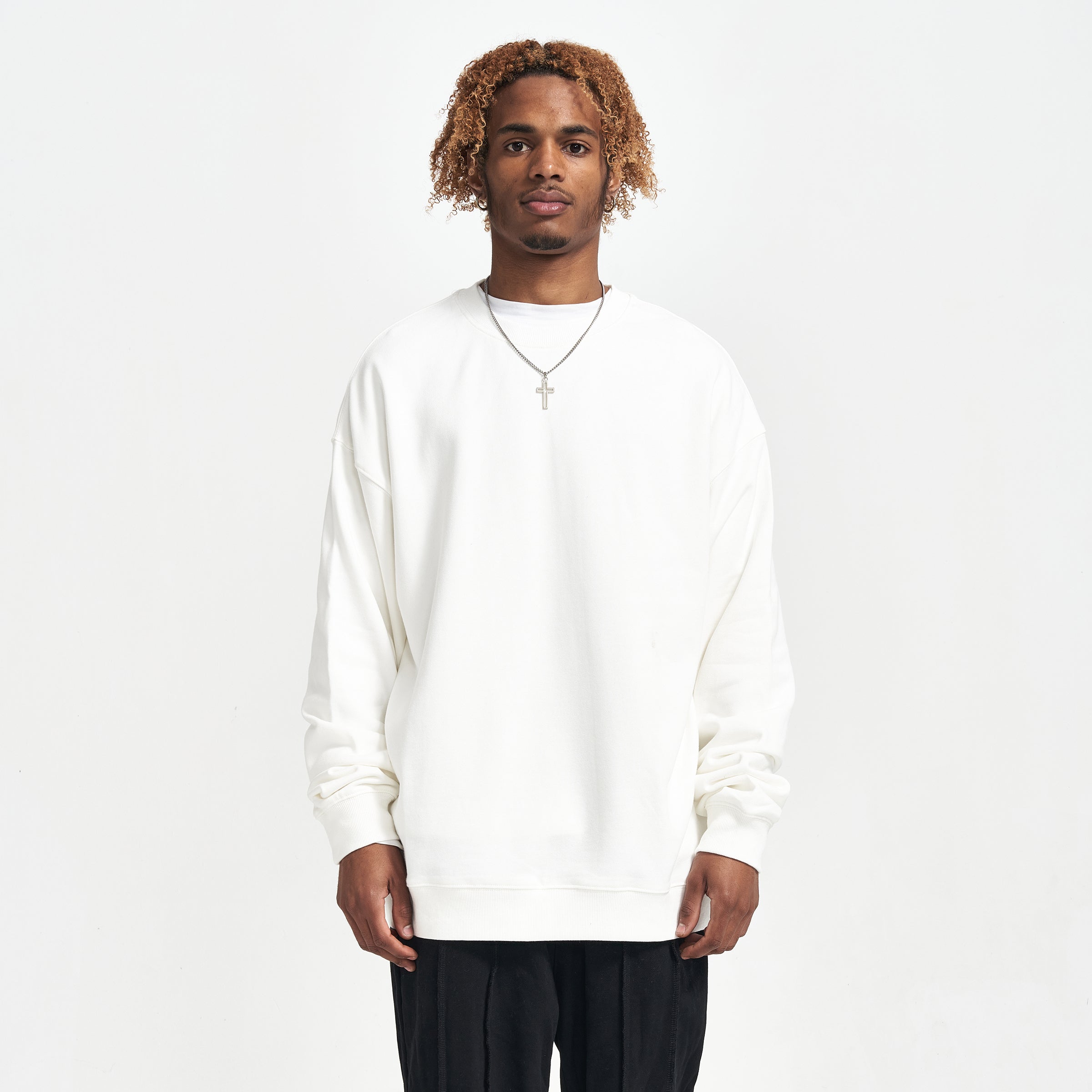 BASICS 370GSM UNISEX Heavyweight Oversized Sweatshirt