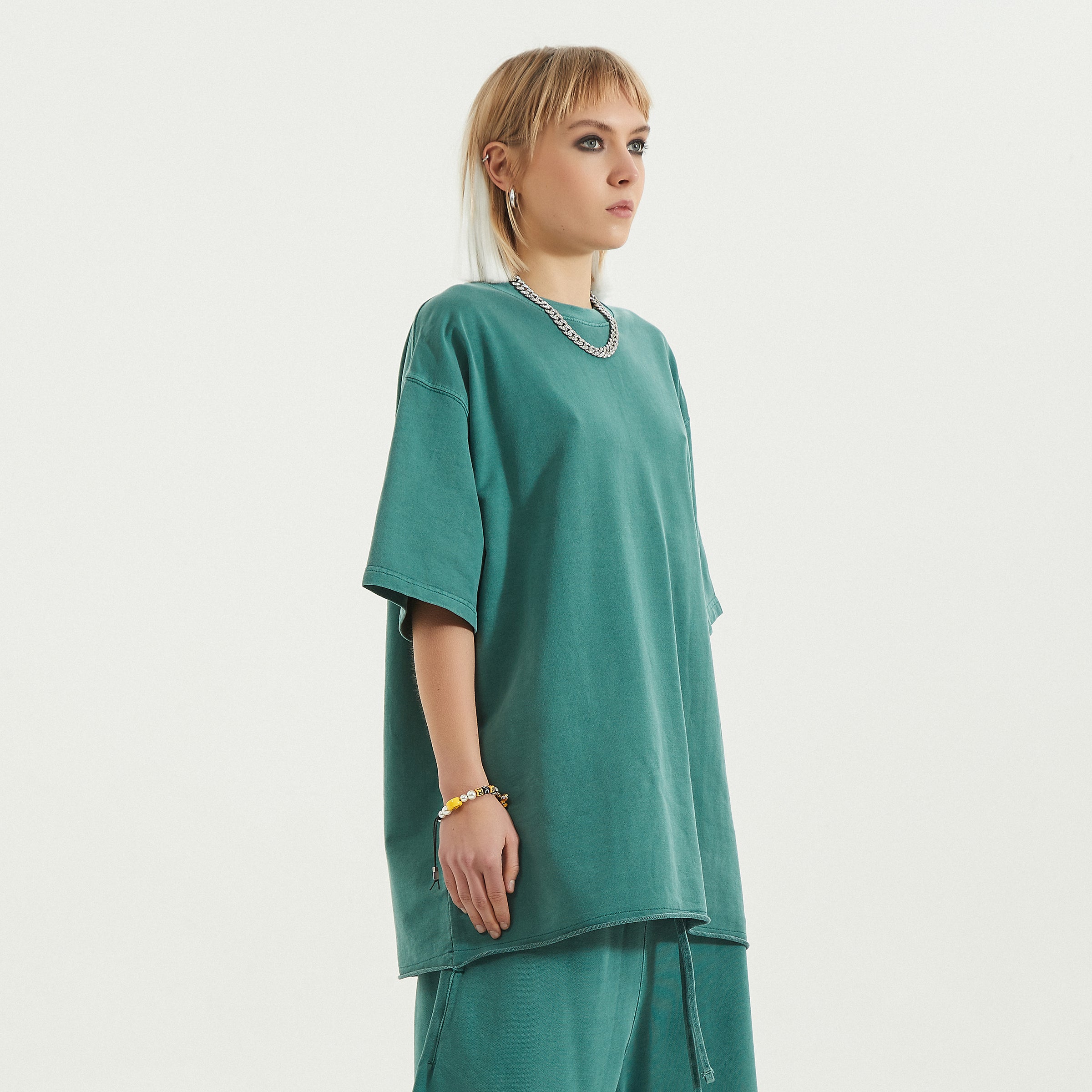 BASICS 260GSM UNISEX Faded Raw Hem Tee