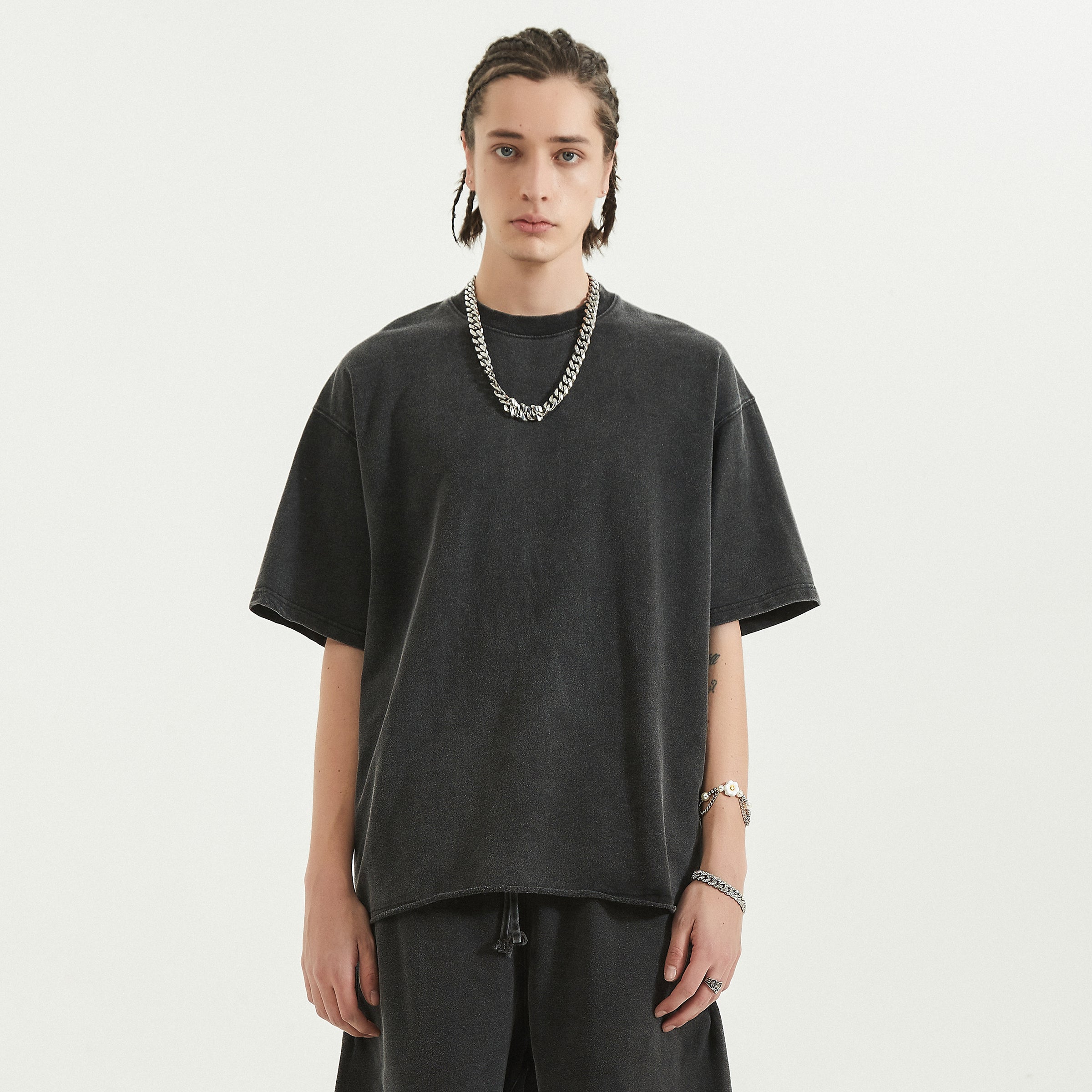 BASICS 260GSM UNISEX Faded Raw Hem Tee