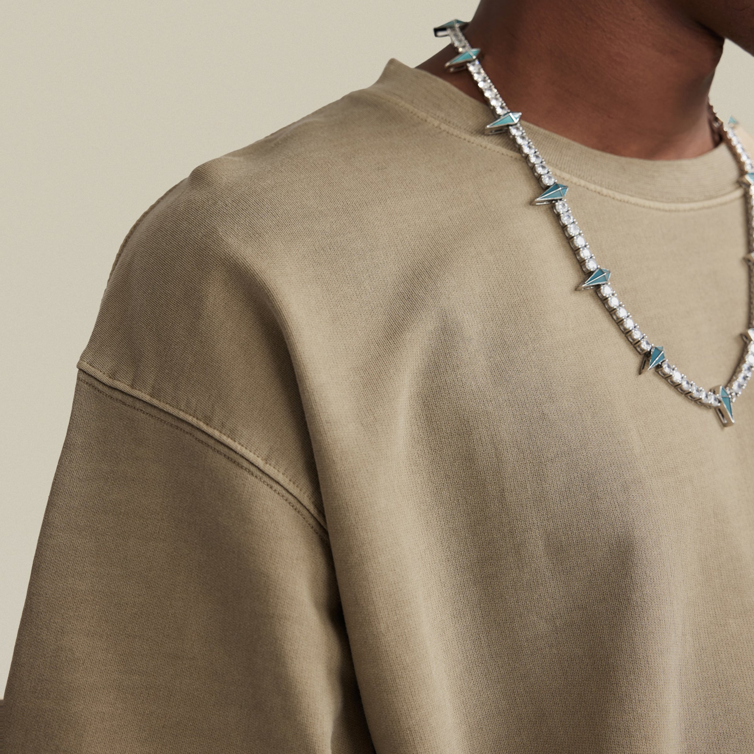 BASICS 260GSM UNISEX Faded Raw Hem Tee