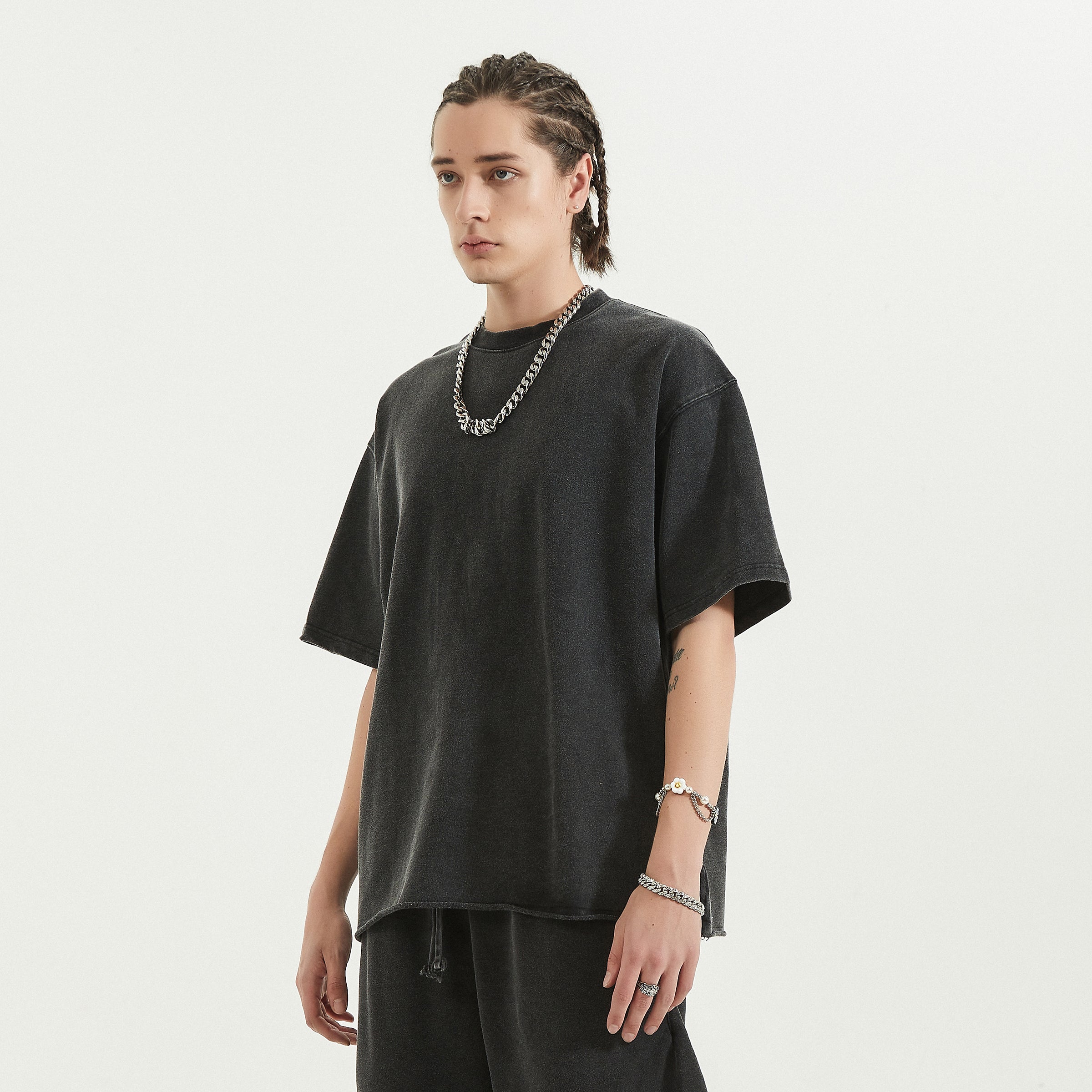 BASICS 260GSM UNISEX Faded Raw Hem Tee